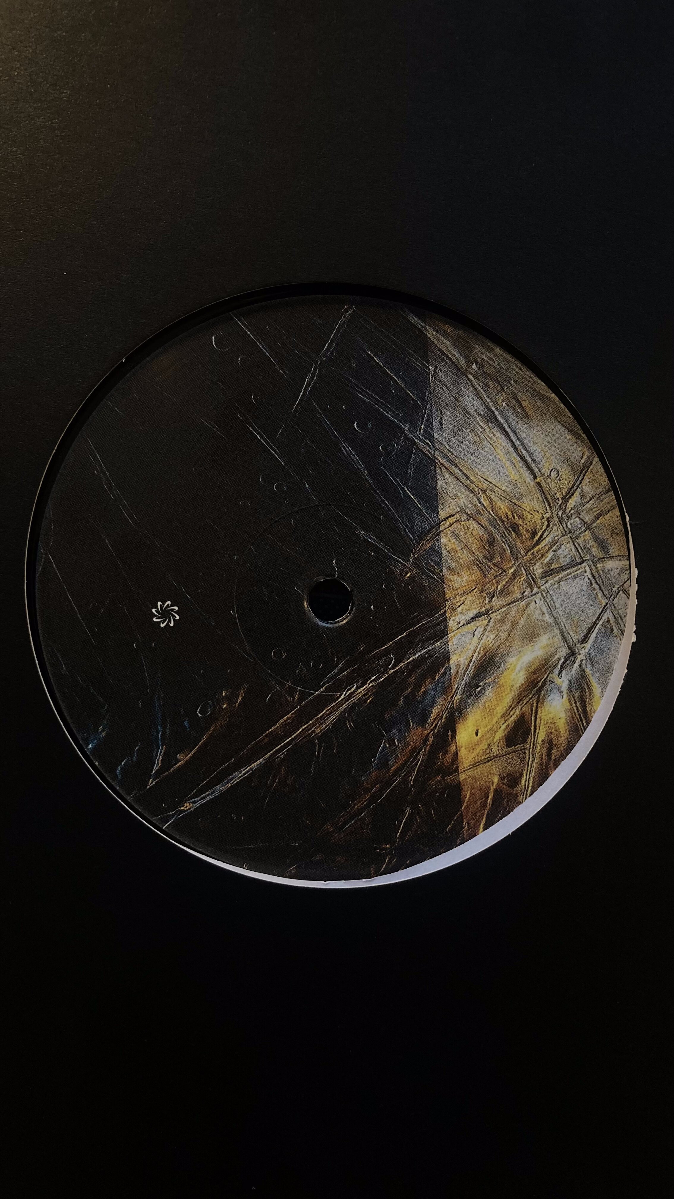 INSTINKTLAB023